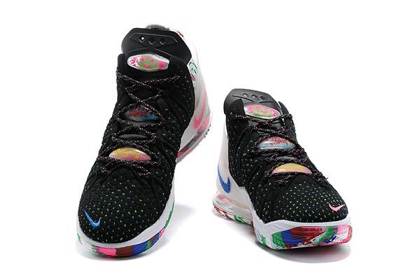 Nike LeBron XVIII 2020新款 詹姆斯18代男女生籃球運動鞋 帶半碼